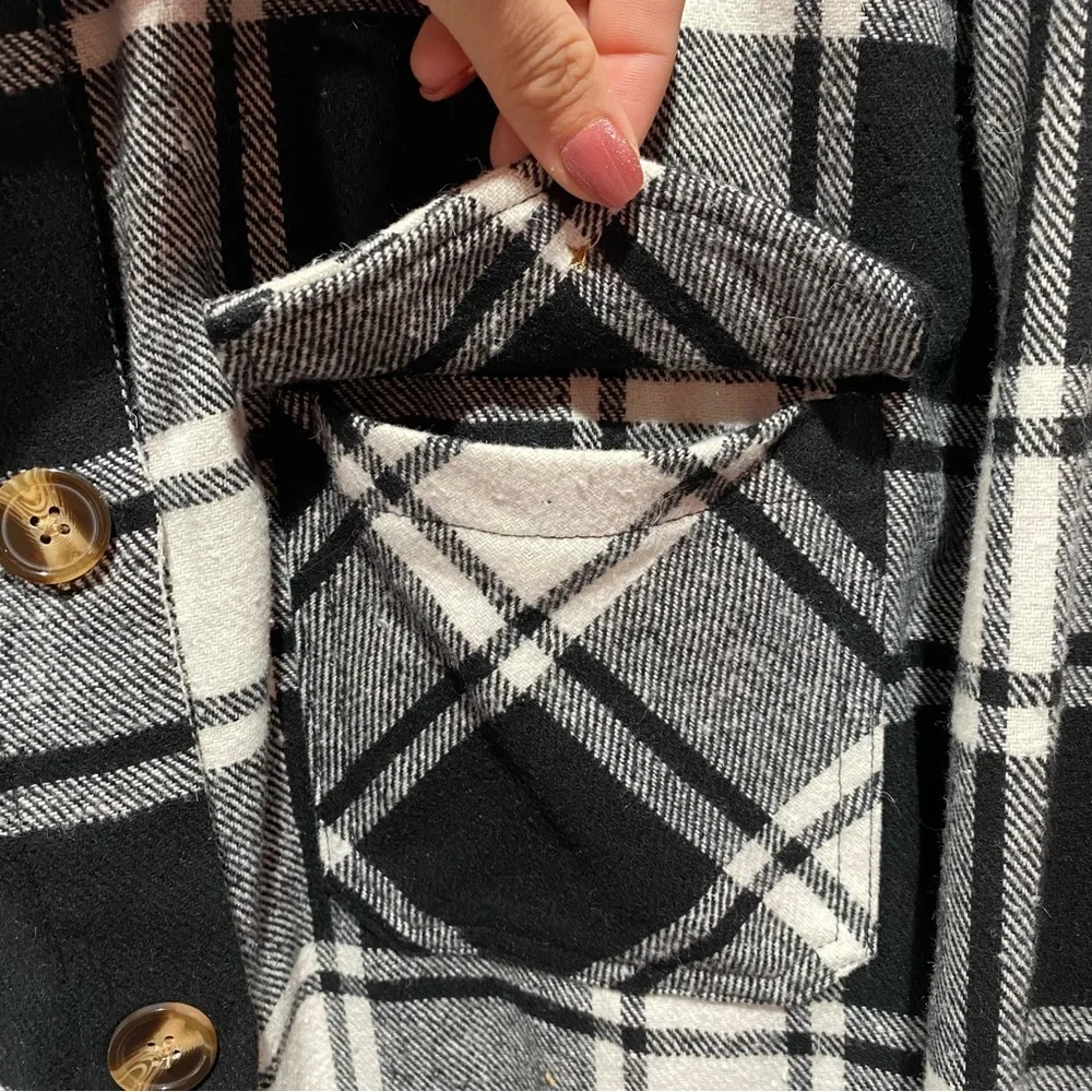 SHEIN Women’s Plaid Flannel Button Wool Mix Shirt - black & white, size S / US 4 - Picture 5 of 7